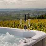 Il Volo Langhe, Country & Wellness * Castiglione Tinella