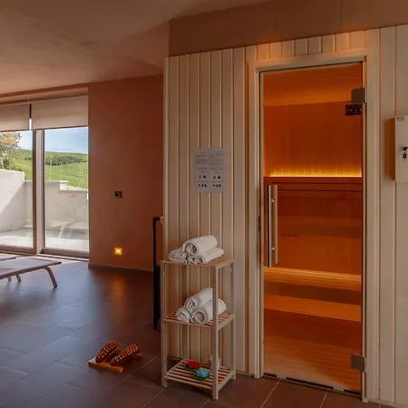 Vakantiehuis Il Volo, Piscina E Wellness *