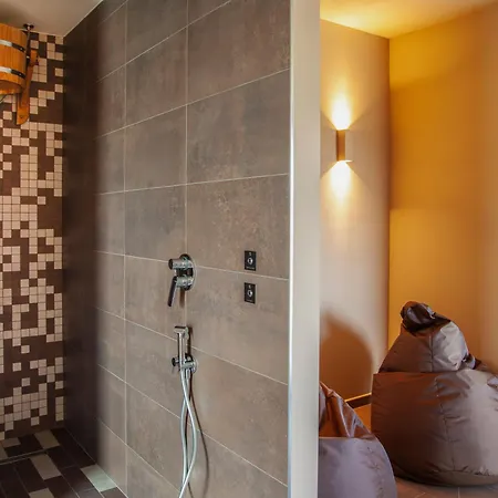 Vakantiehuis Il Volo, Piscina E Wellness Castiglione Tinella
