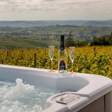 Il Volo Langhe, Country & Wellness * Castiglione Tinella