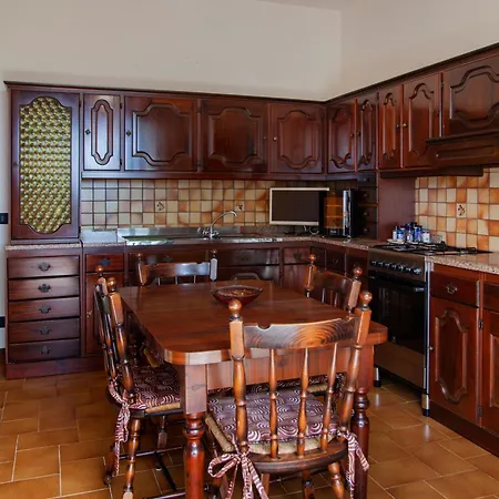 Il Volo, Piscina E Wellness *