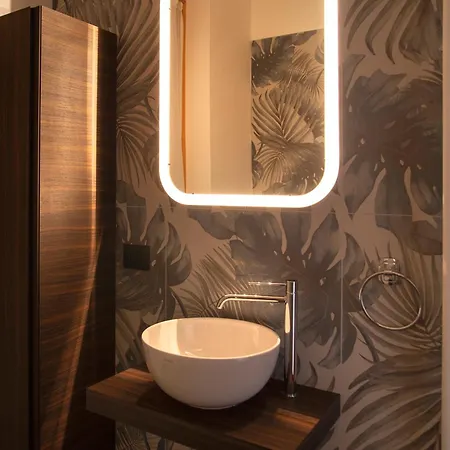 Il Volo, Piscina E Wellness * Castiglione Tinella