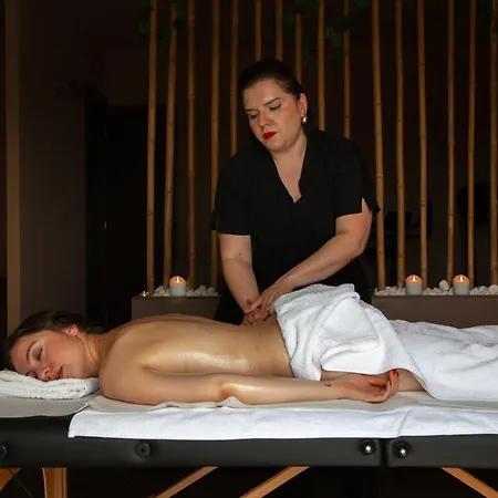 Vakantiehuis Il Volo, Piscina E Wellness Castiglione Tinella