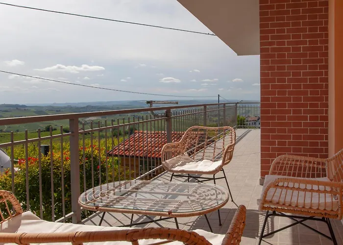 Il Volo Langhe, Country & Wellness * Castiglione Tinella